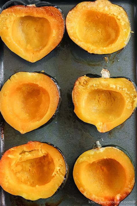 How To Roast Acorn Squash Know Your Produce