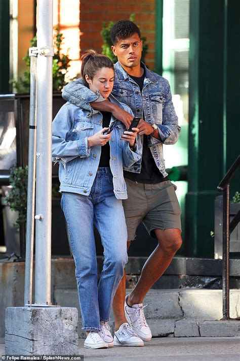 Shailene woodley split from her boyfriend, former crusaders and north harbour rugby star ben volavola, after realising she wasn't able to fully commit to a relationship. Shailene Woodley and boyfriend Ben Volavola kiss following ...