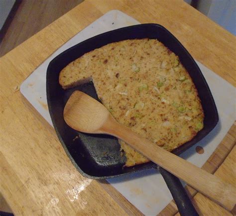 Cornbread, warm, right out of the oven: What To Do With Leftover Cornbread - TheRoanoker.com