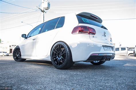 Volkswagen Golf R Mk6 White Koya Sf03 Wheel Front