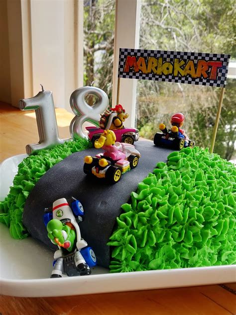 Mario Kart Cake Design