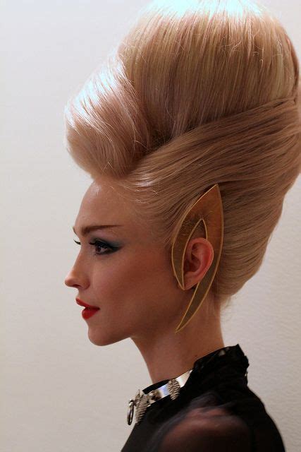 5 Crazy Avantgarde Teased Hairstyle For Sixties Trend Artistic Hair