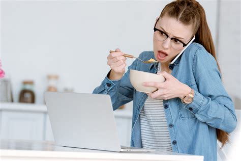 Eating While On Computer Diet Free Radiant Me Intuitive Eating