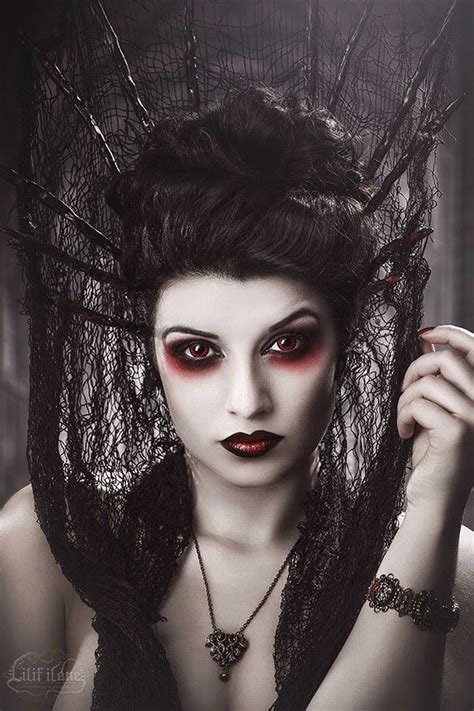 La Esmeralda ☠☠ 666 ☠☠ Vampire Makeup Halloween Vampire Makeup