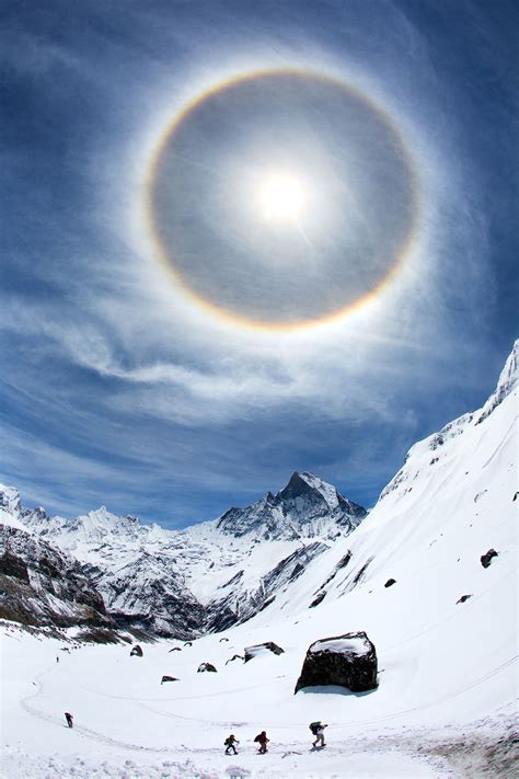 (i used a filter on this photo to make the rainbow more vibrant.) i did a little research and discovered this phenomenon is called a sun halo. science based - What would the sky look like in the SHADOW ...