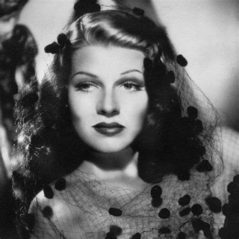 rita hayworth ~ 1941 rita hayward old hollywood glam rita hayworth