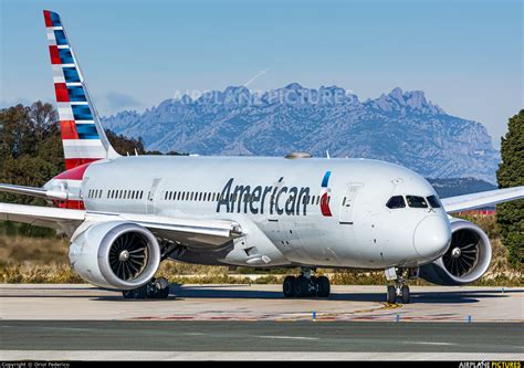 N806aa American Airlines Boeing 787 8 Dreamliner At Barcelona El