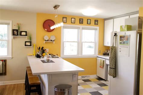 10 Bright Cheery Yellow Kitchens Yellow Kitchen Walls Yellow