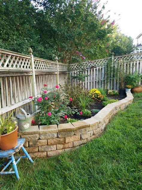 Zerbrochener spiegel gartenmauern veranda dekoration treppenstufen garten und outdoor gartenweg landschaftsarchitektur im freien garten ideen. 17 besten Ideen für Gartenmauern, um Ihrem Garten eine ...