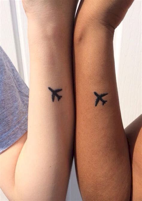 Tribal tattoos are awesome friendship tattoos because, despite the fact that they are bold and thus the natural choice for guys you can even get small friendship tattoos, including the key design. 47 Awesome Small Best Friend Tattoo Designs Ideas ...