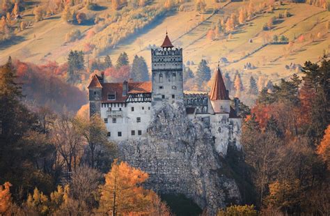 Draculas Castle In Transylvania Tour Crafted Tours Romania