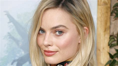 Every Margot Robbie Movie With Bad Ratings Thats Still Worth Watching
