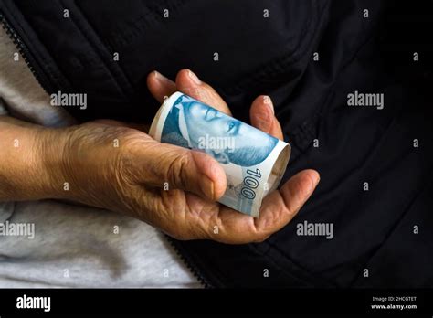 Old Turkish Lira Note High Resolution Stock Photography And Images Alamy