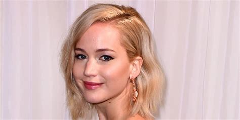 Marie Claire On Twitter Photos Of Jennifer Lawrence You Never Knew Were Photoshopped Https