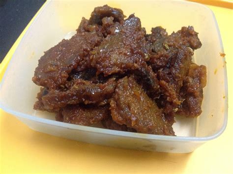 Masak daging dengan marinasi bumbu sederhana ini menjadikan rasa dendeng yang khas dan terasa empuk tidak. Himpunan Resepi Bonda...: Daging Masak Dendeng