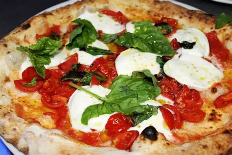 Louie Bossis To Host World Renowned Pizza Maker