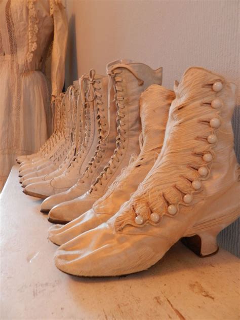 Victorian Ladies Boots  Victorian Shoes Victorian Boots Victorian Era Fashion