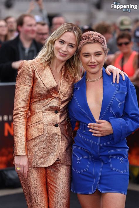 hot florence pugh flaunts her tits and legs at the “oppenheimer