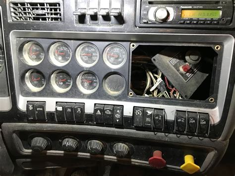 Kenworth T800 Dash Assembly In Sioux Falls Sd 24897385