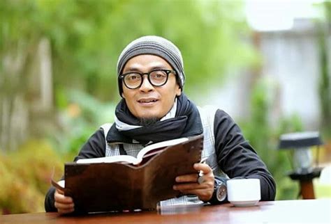 Best quote winyrifmawati quotes status shayari poetry. 1001 Quotes Ustadz Evie Effendi Si Penceramah Gaul | Kata ...