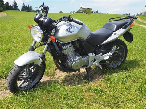 The honda cbf500 is a standard motorcycle made by honda between 2004 and 2007. Motorrad Honda CBF 500 kaufen auf Ricardo