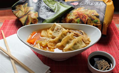 Kimchi Gyoza Pot De Inspiración Coreana Cocinando Con Las Chachas