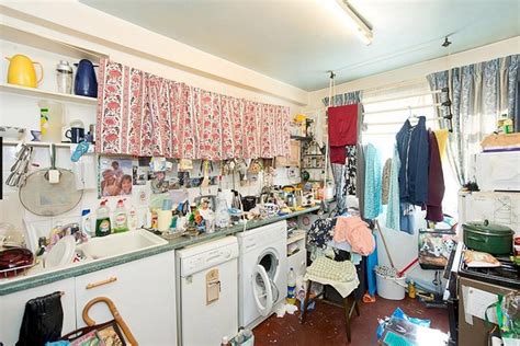 Cluttered £285k Home Proves London Flats Are So In Demand Sellers Dont
