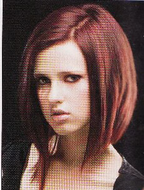 Ideale per capelli lisci, mossi e ricci. Capelli corti dietro e lunghi davanti