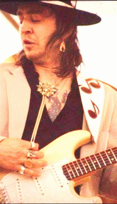 View stevie's social profiles and photos on facebook, myspace, and +40 networks. Pin by Kellie Hall on Stevie Ray V. (2B) | Stevie ray ...