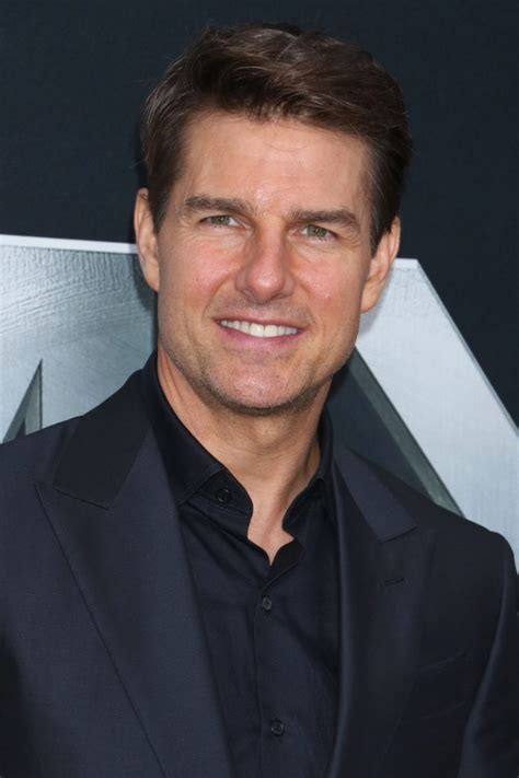 Tom Cruise Says The Top Gun Sequel Will Be Named After His Character