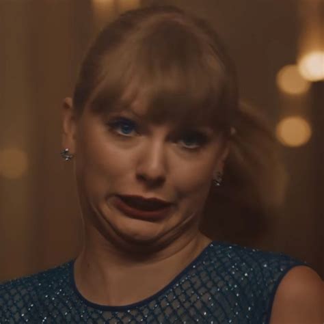 Taylor Swift Making A Goofy Face Taylor Swift Delicate Taylor Swift