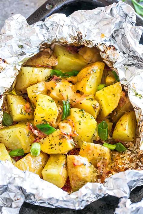 Just line your cookie sheet with nonstick foil and clean up is a snap! Cheesy Bacon Potato Foil Packets Recipe | Easy Grilled ...