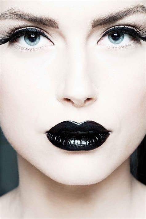 White Porcelain Skin Black Lips Black Lips Makeup Black Lipstick