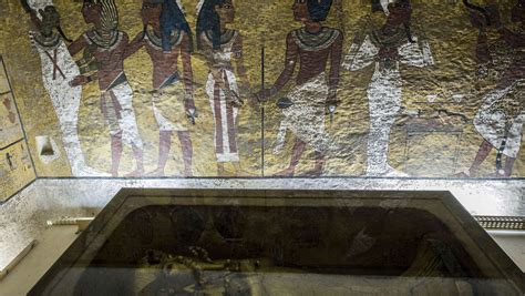 Egypt Explores King Tuts Tomb Searching For Queen Nefertiti