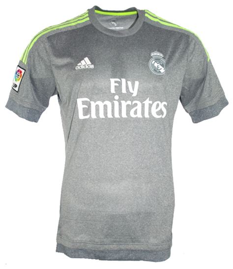 Mit einem real madrid trikot von klubtrikot.ch gelingt dir das garantiert. Adidas Real Madrid Trikot 7 Cristiano Ronaldo 2015/16 Away ...