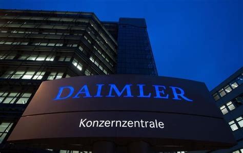 Daimler Aktionäre stimmen über neue Konzernstruktur ab Nachrichten
