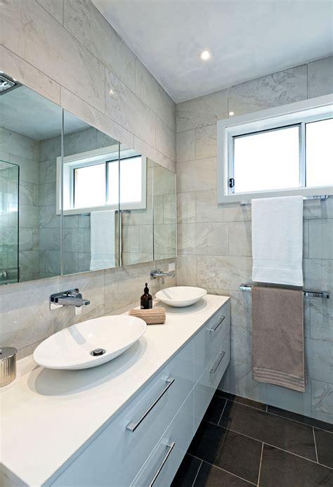 How To Make Small Bathroom Look Bigger Best Home Design Ideas