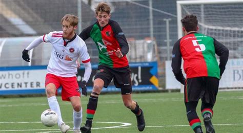 Game number in starting lineups: Het Talent: Daan Vaneman (FC Aalsmeer) - Het Amsterdamsche ...