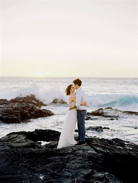 Big Island Of Hawaii Elopement On Kona With Destination Film Wedding Photographer Renee