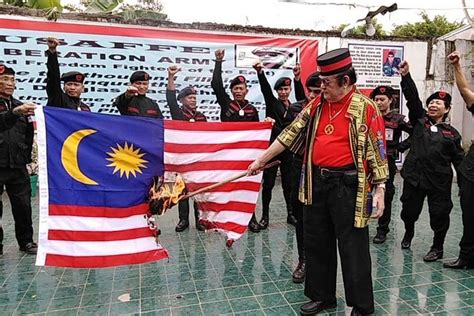 Epf, or employees provident fund, is a malaysian agency that is controlled by the ministry of finance. Philippines to look into burning of Malaysian flag ...