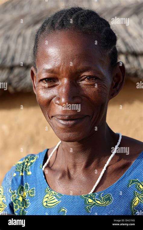 Portrait Of A Fulani Woman In Northern Burkina Faso Stock Photo Alamy