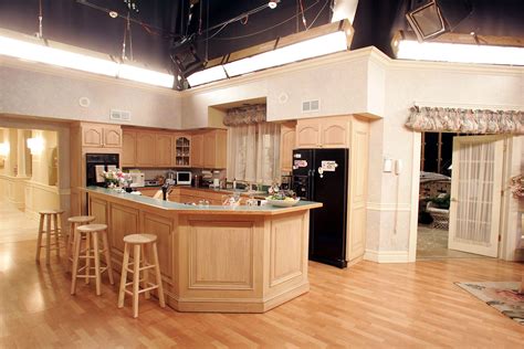 The 26 Most Iconic Tv Interiors Of All Time Architectural Digest