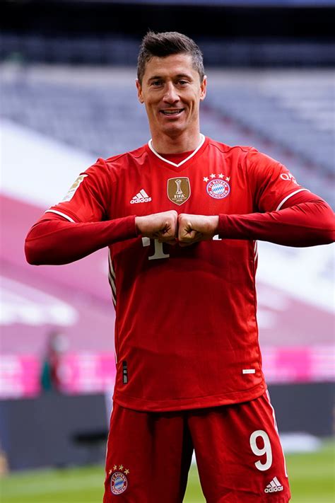 Robert Lewandowski Will Robert Lewandowski Be Fit To Play For Bayern