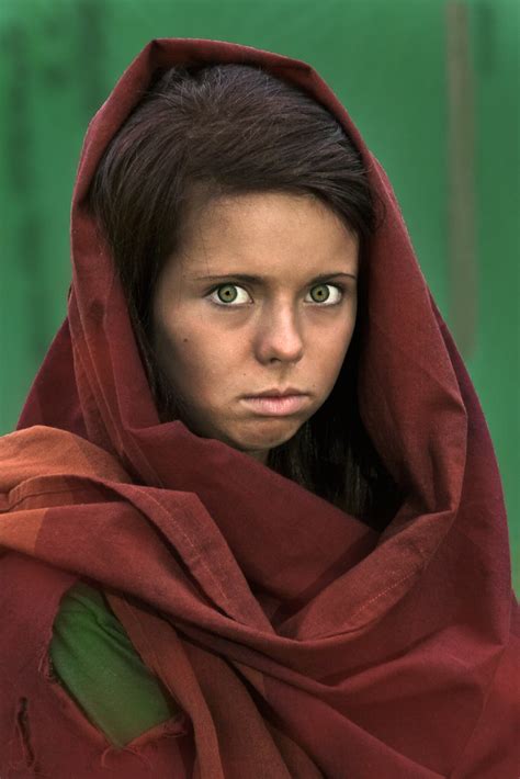 Famous Afghan Girl Photo Famous Afghan 208663 Powered By Coppermine Photo Gallery