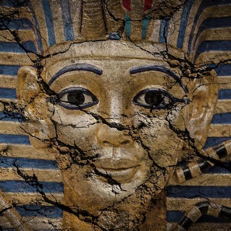 Premium Photo Egyptian Golden Pharaohs Mask Travel To Egypt Concept