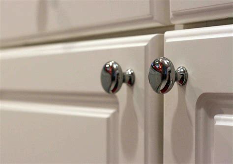 Ideal for both kitchens and bathrooms and installation hardware is included for ease. Kitchen Cabinet Replacement Doors ~ Cabinets and Vanities