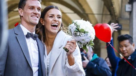 Laura Wontorra Hochzeit Mit Fußball Star Simon Zoller Galade