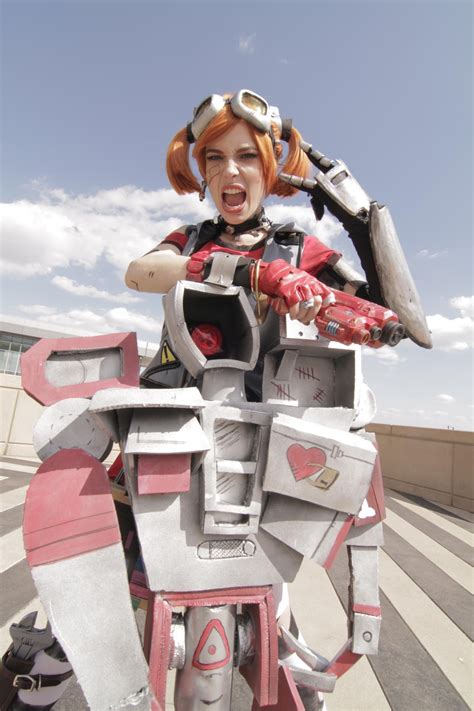 Check Out 13 Cool Pics Of Cosplayer Chloe Dykstra From Heroes Of