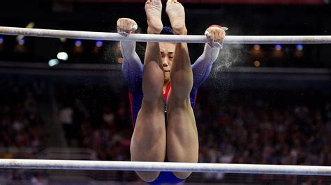 Gymnastics Uneven Bars Scoring And Moves Explained The New York Times