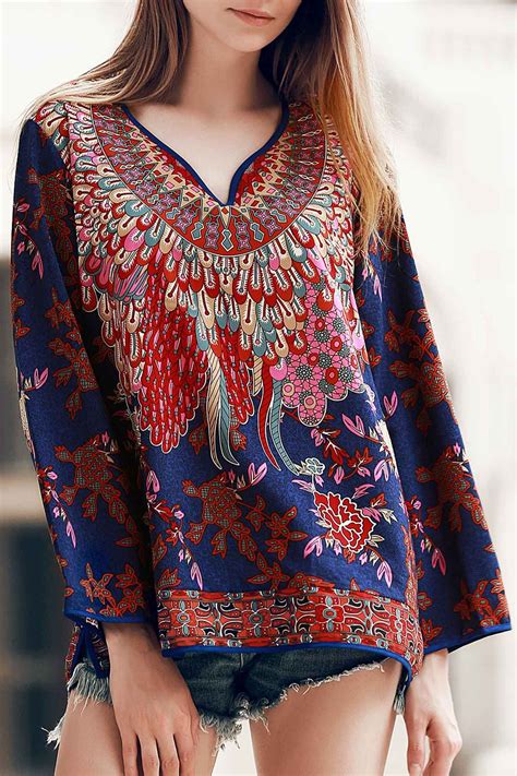 This lovely vintage shirt features an allover floral pattern in varying orange and blue tones which add to the overall look of the garment. Vintage 3/4 Sleeve Colorful Floral Pattern Women's T-Shirt ...